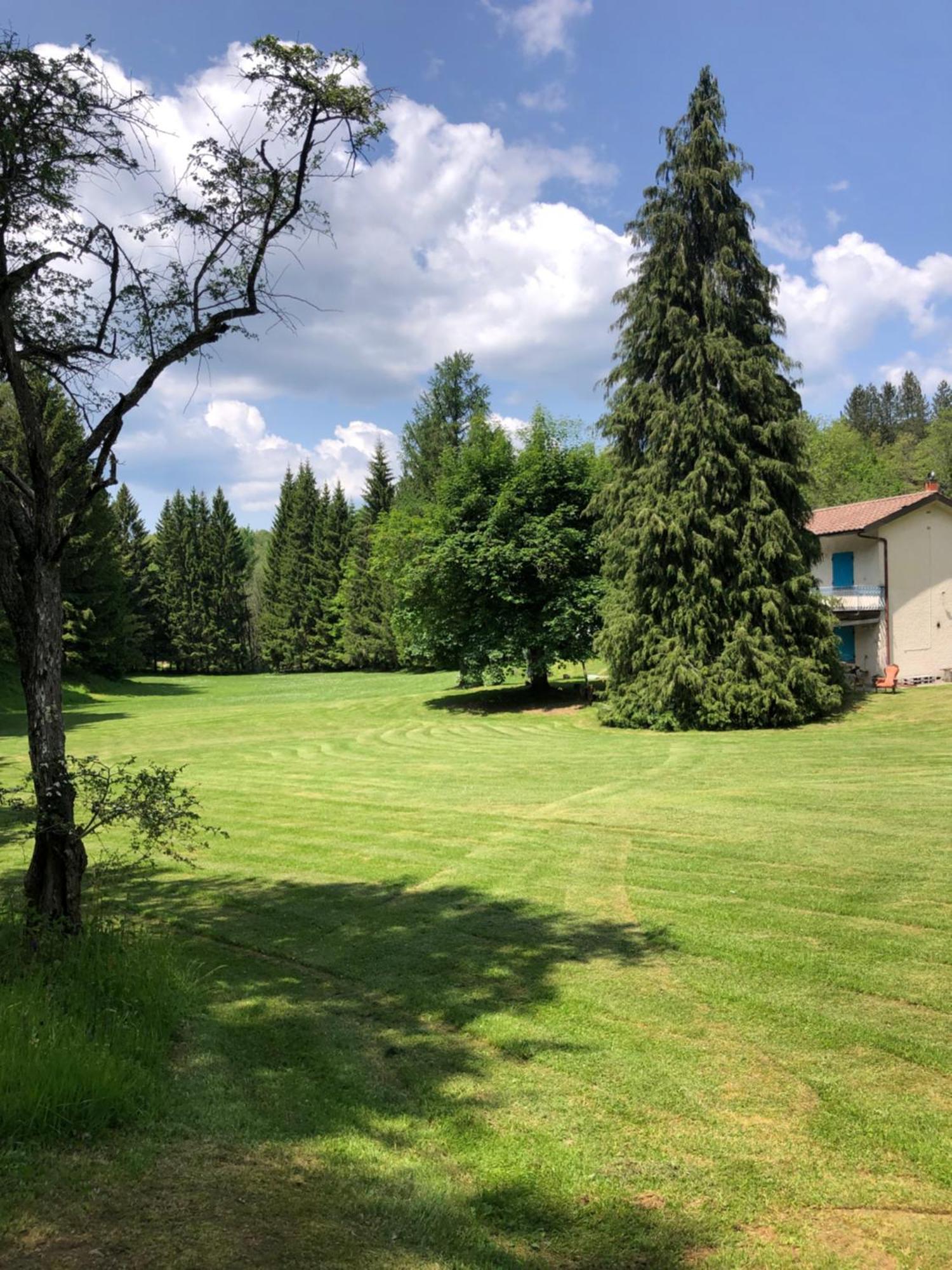 Boveglio Agriturismo La Casa Nel Boscoヴィラ エクステリア 写真