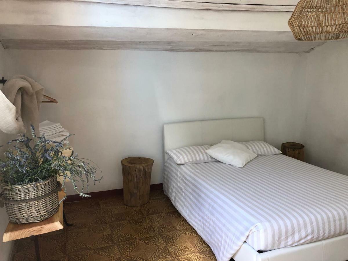 Boveglio Agriturismo La Casa Nel Boscoヴィラ エクステリア 写真